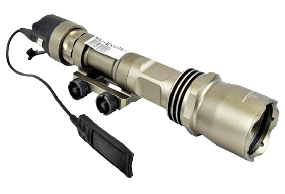 TORCIA LED M961 CON ATTACCO RIS TAN Marca ELEMENT (EL-EX109T) TORCIA LED M961 CON ATTACCO RIS TAN Marca ELEMENT (EL-EX109T)